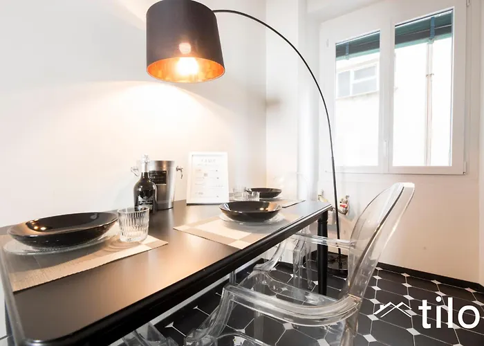 Aquarium 3' | 2br| A/c| Historic Building By Tilo Apartmán
